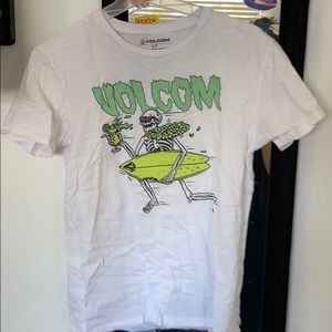 volcom t-shirt